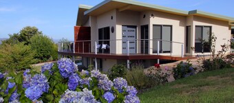 Ou + look BnB - Moderne luksusleilighet