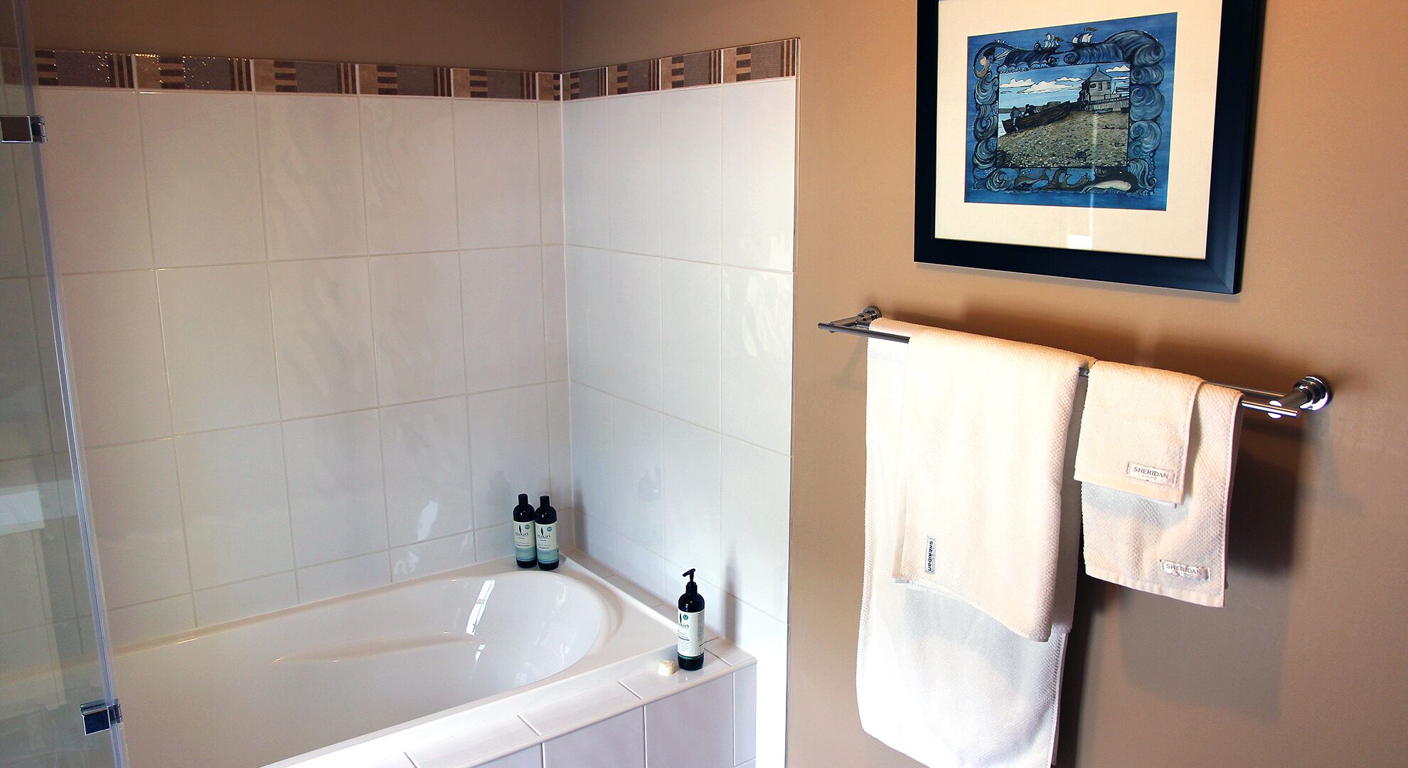 Ou+look BnB - Modern Luxury Apartment — image 14