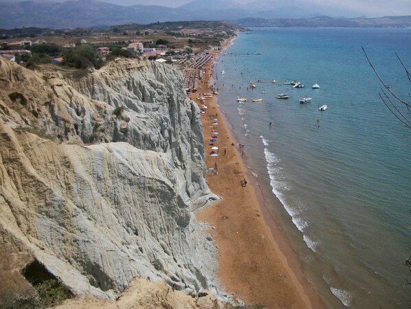 Strand