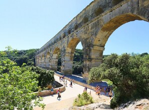 Hiking - La Bastide Des Pins (Castillon-du-Gard)