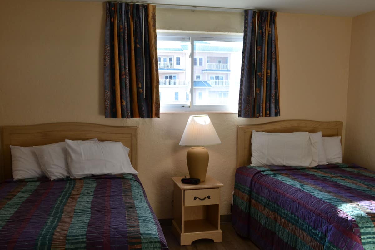 1 chambre, coffres-forts dans les chambres, bureau, rideaux occultants