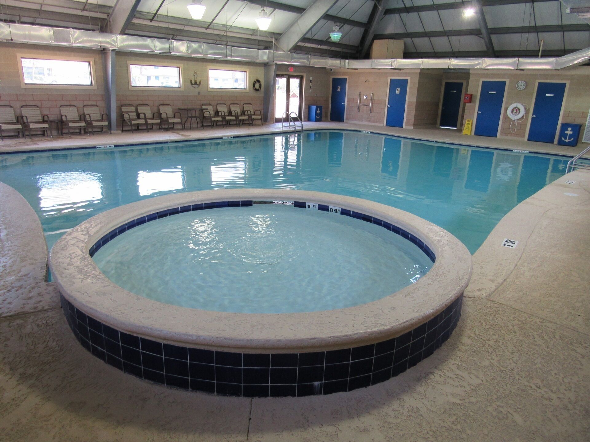 Piscine couverte, piscine extérieure