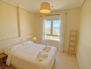 2 Schlafzimmer, Bügeleisen/Bügelbrett, kostenloses WLAN, Bettwäsche