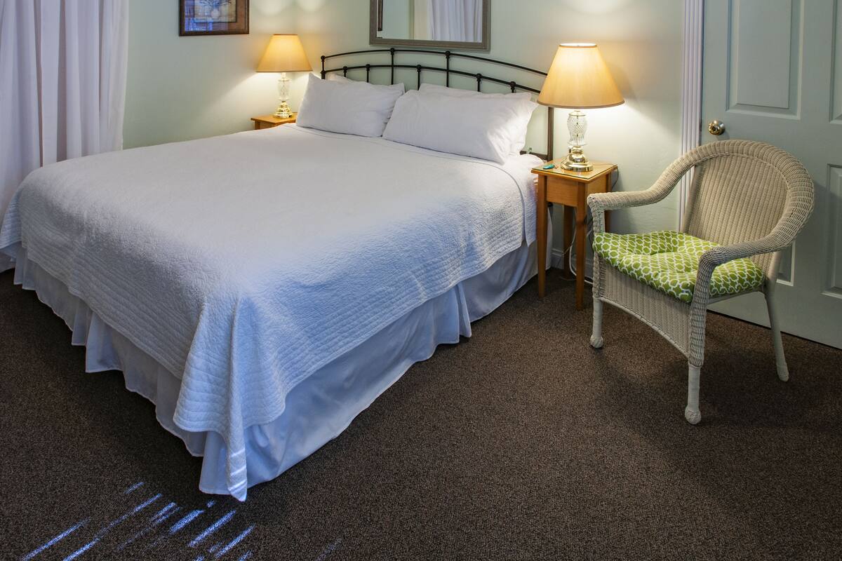 Premium Room, 1 Queen Bed