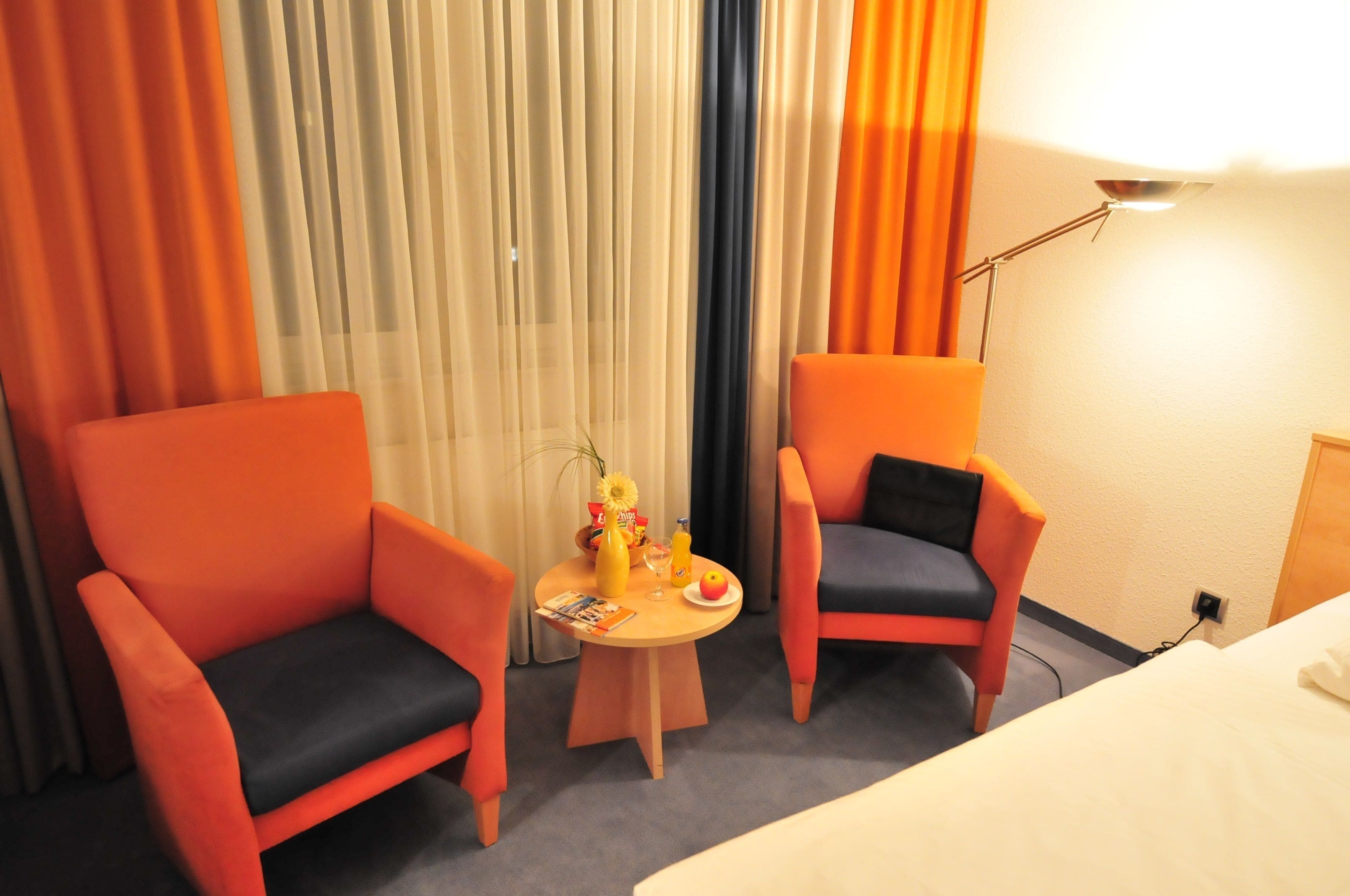 single room | room amenity