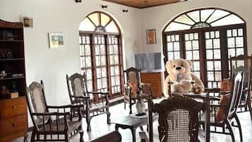 Habitación Deluxe doble | Zona de estar