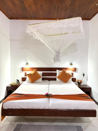 Chaya Villa Guest House