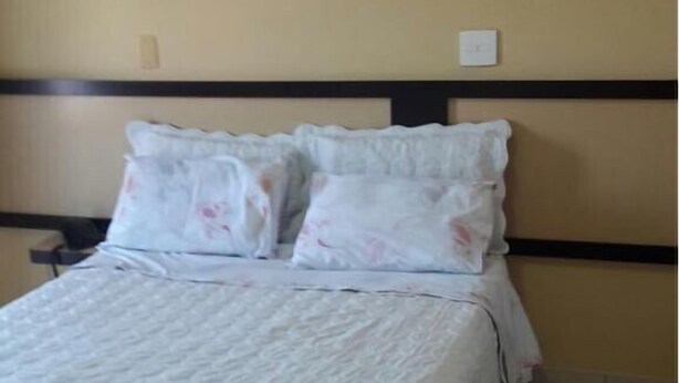 Chambre de base double pour 1 personne | 1 chambre, minibar, accès au Wi-Fi (inclus), literie fournie
