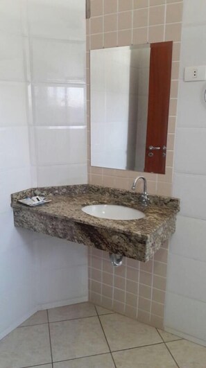 Chambre Double pour 1 personne | Salle de bain