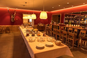 Petit déjeuner buffet compris tous les jours