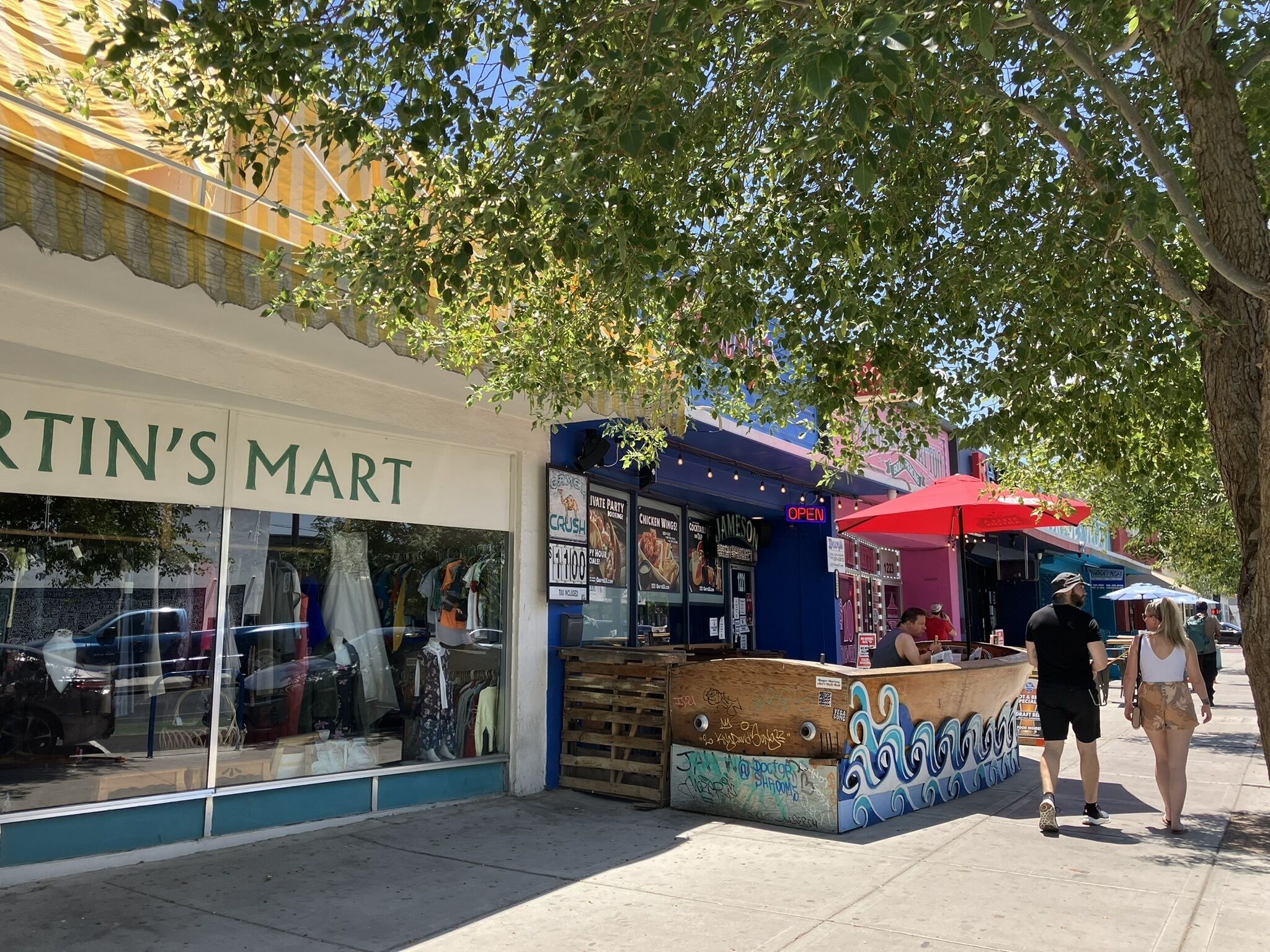 Photo - Desert Moon Motel