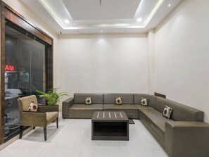 Reception - Hotel Anchal Villa By YB Hotels (Udaipur)