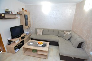 Apartment, 2 Bedrooms, Sea View, Sea Facing