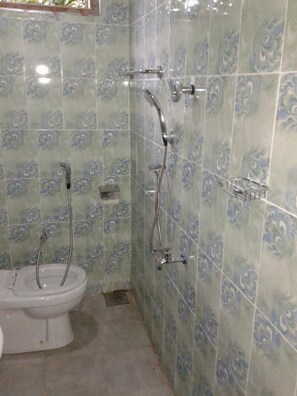 Double Room | Bathroom