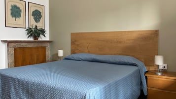 Quadrupla Basic | Una cassaforte in camera, tende oscuranti