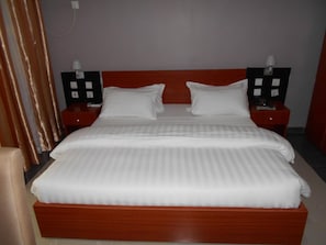 Desk, free WiFi, bed sheets