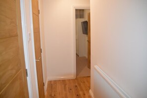 Interior - London Bridge Apartment (London)