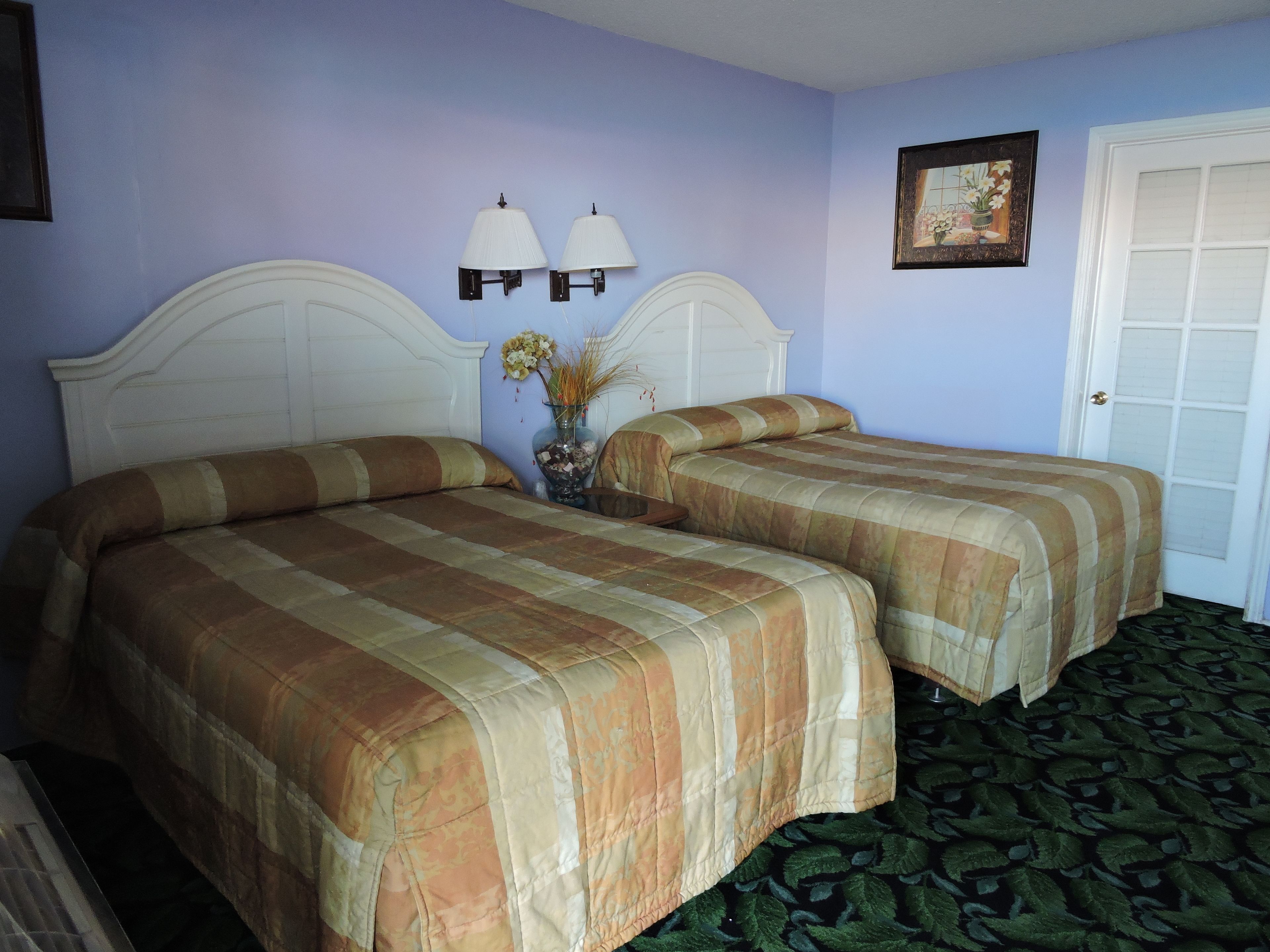 Photo - Walden Motel