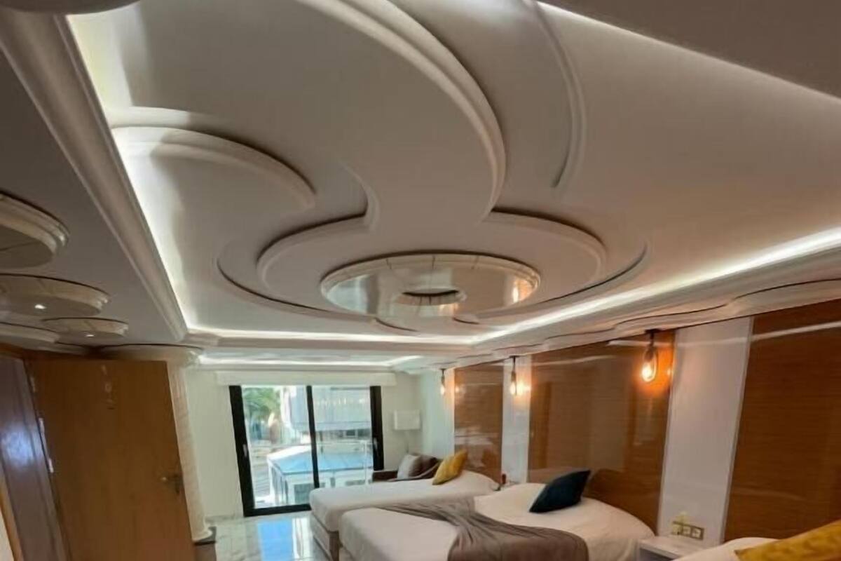 In-room safe, blackout drapes, soundproofing, free WiFi