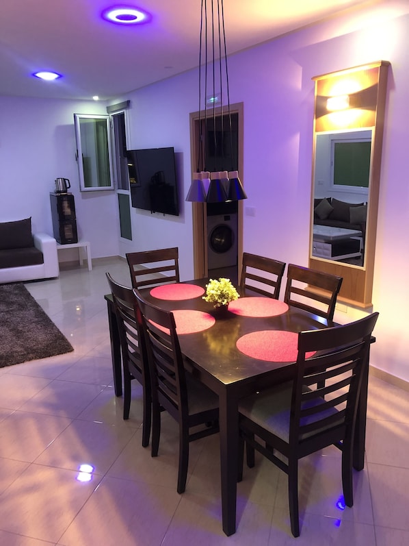Apartment, 2 Bedrooms | 1 bedroom, in-room safe, blackout drapes, soundproofing
