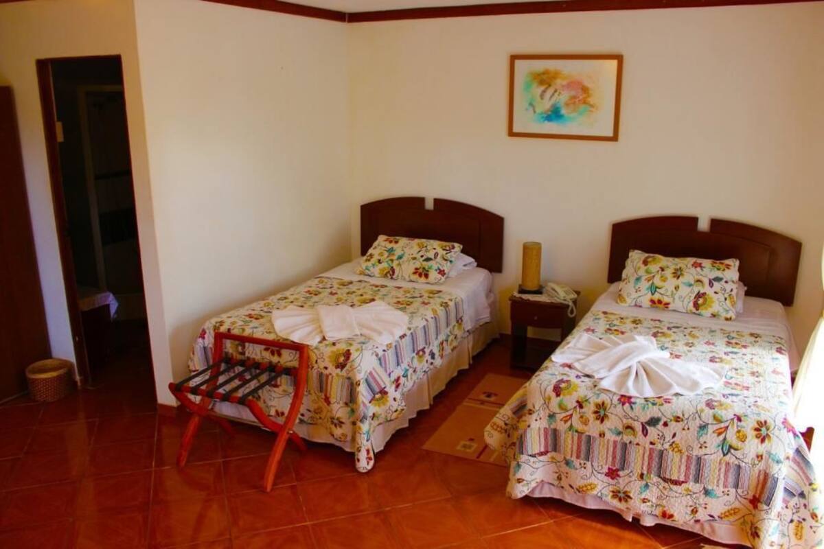 Standard Double Room, 2 Twin Beds | In-room safe, desk, bed sheets