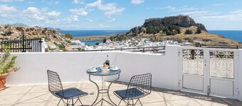 Flora Studios, Lindos Village