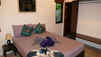 2 Schlafzimmer, Reisekinderbett, kostenloses WLAN, BettwÀsche