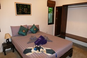 2 chambres, lit parapluie, Wi-Fi gratuit, draps fournis