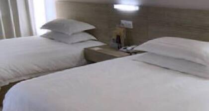 Apsaras Boutique Hotel