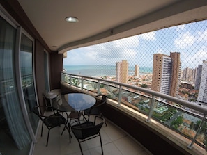Outdoor dining - Apartamento Vista mar Praia de Iracema (Fortaleza)