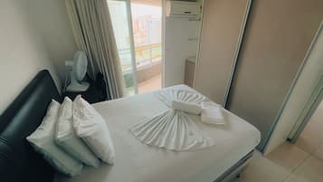 Apartamento básico | 1 quarto, Wi-Fi de cortesia, roupa de cama
