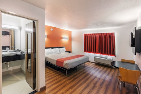 Wifi gratis y ropa de cama