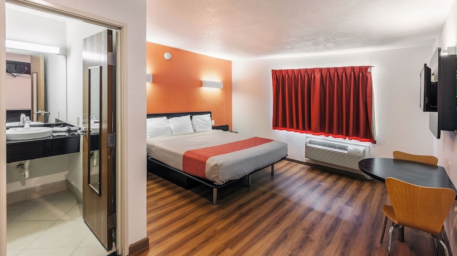 Motel 6 North Richland Hills, TX
