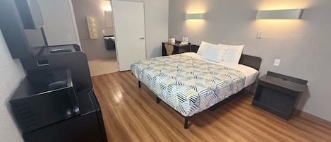 Free WiFi, bed sheets