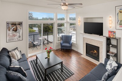 Seattle Vacation Home: The Depot