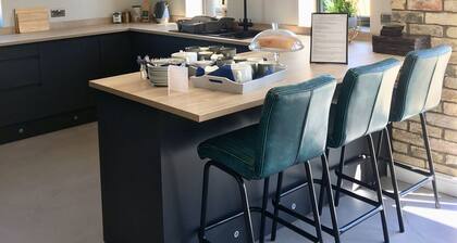 Meadowsweet Barn, Ashlin Farm Barns