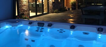 Meadowsweet Barn, Ashlin Farm Barns