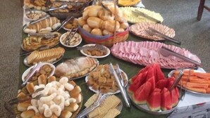 朝食ビュッフェ