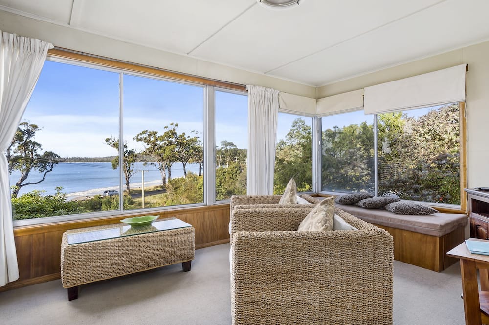 Summertime Beach Cottage