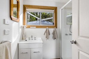 Cottage, 3 chambres, vue plage | Salle de bain