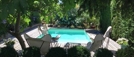 Piscine extérieure, piscine chauffée