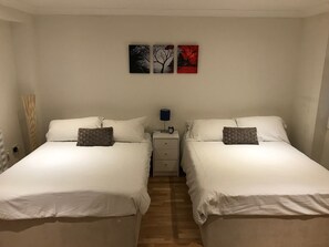 Iron/ironing board, internet, bed sheets