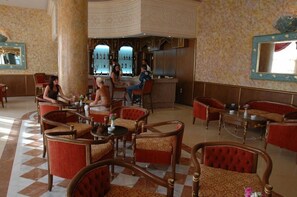 Bar (in der Unterkunft)