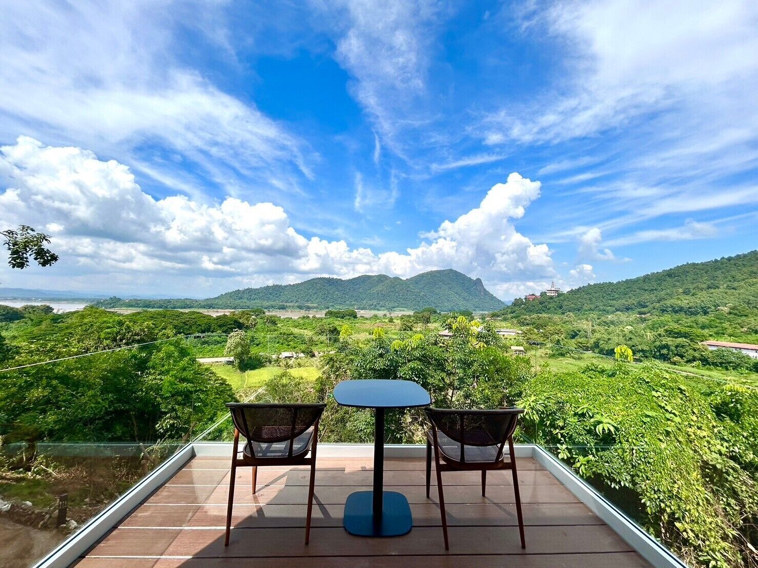 Phu Thok River Villa | Terrace/patio