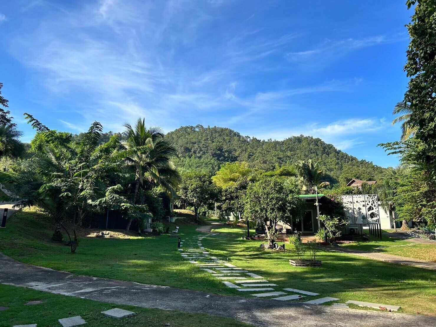 phu thok superior villa | garden view