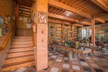 Interior. Royal Airstrip Hotel