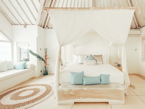 Villa Familiale, 1 chambre | Coffres-forts dans les chambres, bureau, Wi-Fi gratuit