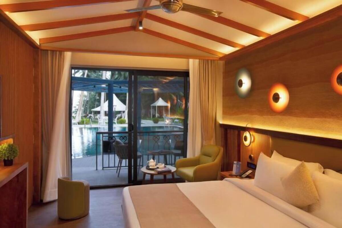 1 bedroom, premium bedding, minibar, in-room safe