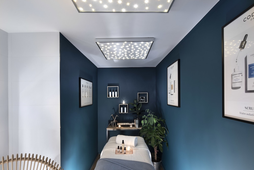 Hotel Les Deux Girafes by null