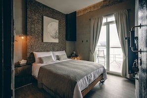 Standard Double Room, Balcony | Free WiFi, bed sheets